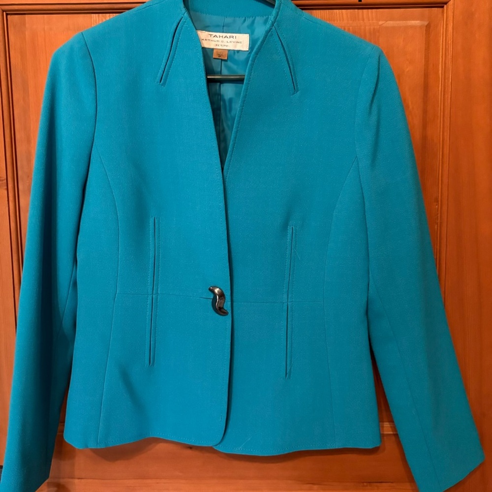 Tahari Women's Blue Blazer